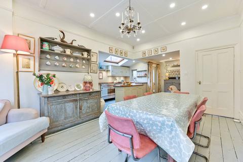 5 bedroom semi-detached house for sale, Tunley Road, Balham, London, SW17