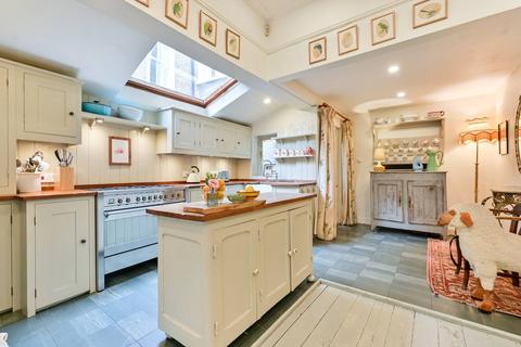 55 Tunley Road, London, SW17 7QH