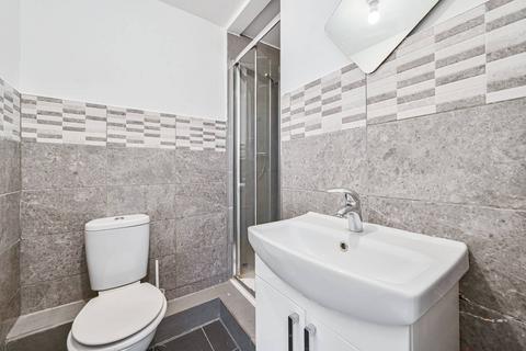 30 Whateley Road, London, SE22 9DD