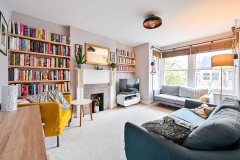 2 bedroom flat for sale, Oakhurst Grove, East Dulwich, London, SE22