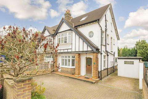 4 bedroom semi-detached house for sale, Whitton Road, Twickenham TW1