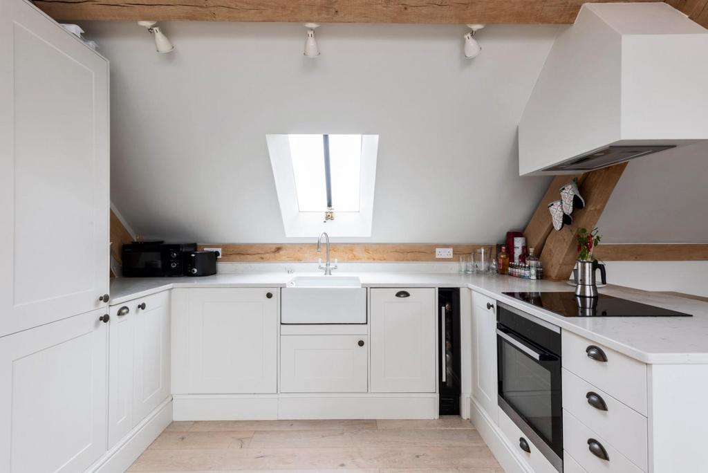 Sleek Fitted Kitchen.jpg