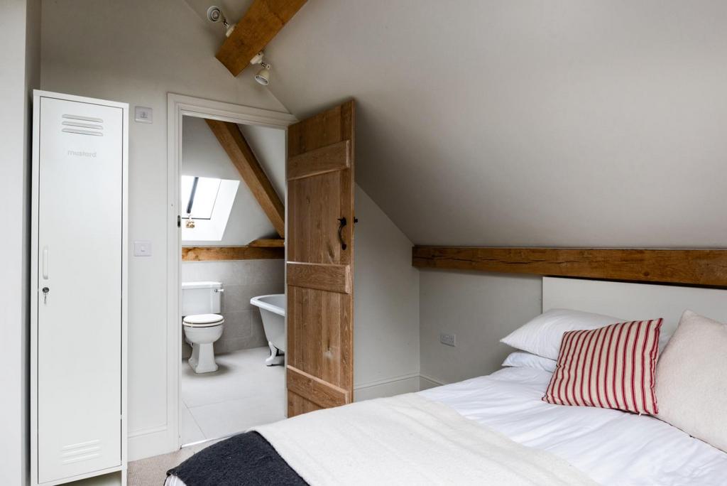 Bedroom Two II.jpg