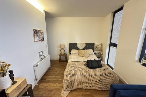 1 bedroom apartment for sale, Chips, Lampwick Lane, New Islington, Manchester