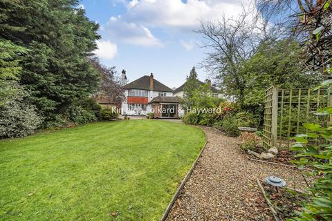 4 bedroom detached house for sale, Hengist Way, Bromley