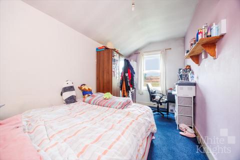 3 bedroom terraced house for sale, Liverpool Road, Reading RG1