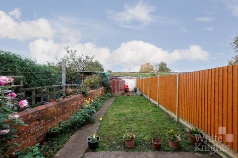 3 bedroom terraced house for sale, Liverpool Road, Reading RG1