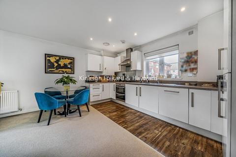 2 bedroom maisonette for sale, Oaktree Gardens, New Eltham