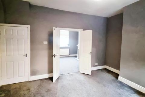 2 bedroom terraced house for sale, Sandringham Road, Crook