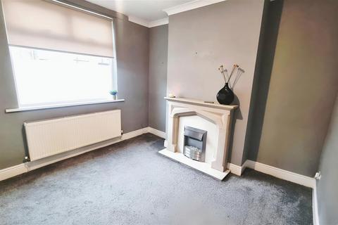 2 bedroom terraced house for sale, Sandringham Road, Crook