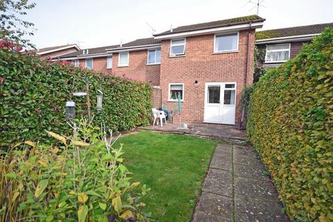 84 Buckingham Way, Frimley, Camberley, GU16 8XP