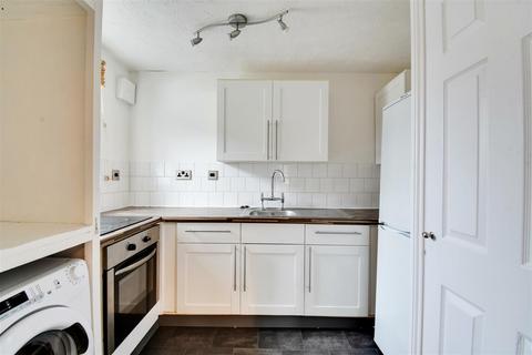 1 bedroom flat for sale, Fallow Rise, Hertford SG13