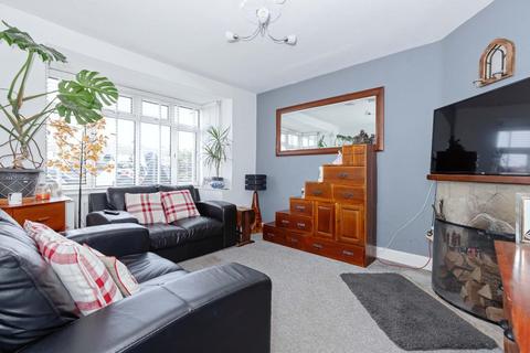 3 bedroom terraced house for sale, Freshbrook Road, Lancing