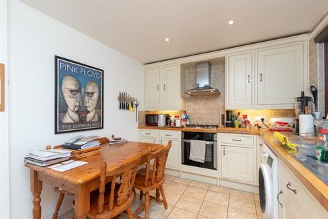 3 bedroom semi-detached house for sale, Epstein Road, London