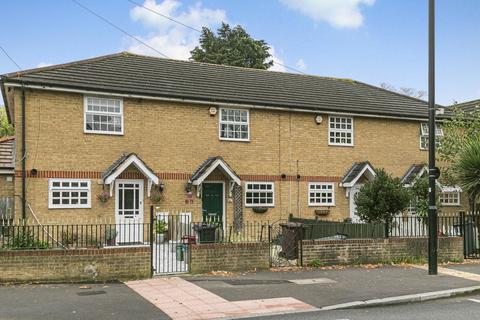 12 Hounslow Road, Hanworth, Feltham, TW13 6QH