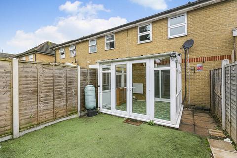 12 Hounslow Road, Hanworth, Feltham, TW13 6QH