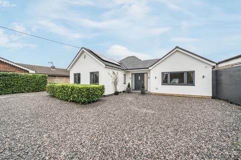 3 bedroom bungalow for sale, London Road, West Kingsdown, Sevenoaks