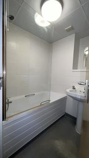 Flat share to rent, Medway Street