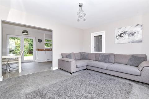 3 bedroom semi-detached bungalow for sale, Courtlands, Teston, Maidstone, Kent