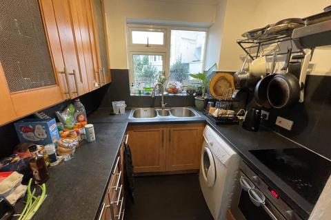 2 bedroom flat to rent, Hanover Court, 11 Wellington Road, Brighton