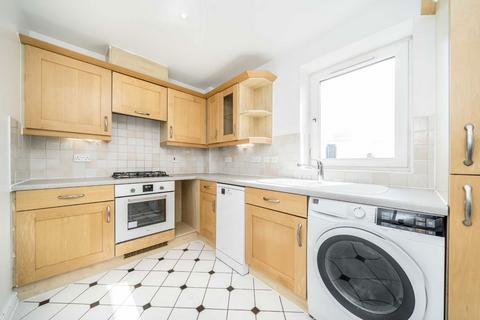 2 bedroom flat to rent, Narrow Street, London E14