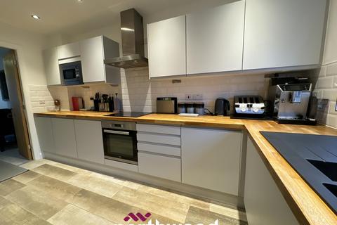 5 bedroom link detached house for sale, Wharf Crescent , Doncaster DN8