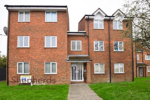 43 Cranleigh Close, Cheshunt, Waltham Cross, EN7 6HJ