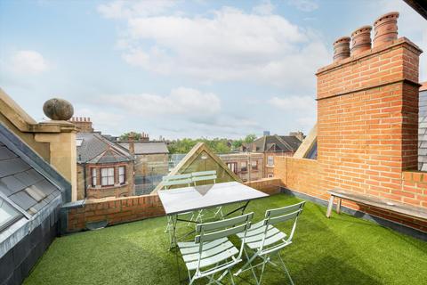 2 bedroom flat for sale, Bathurst Gardens, London, NW10