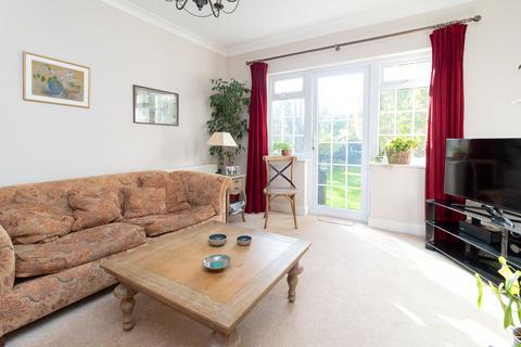 4 bedroom semi-detached house for sale, Edgwarebury Gardens, Edgware, HA8