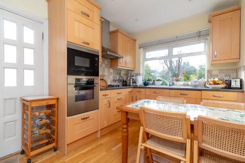 4 bedroom semi-detached house for sale, Edgwarebury Gardens, Edgware, HA8