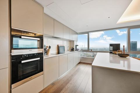 3 bedroom flat to rent, Canaletto Tower, 257 City Road, London, EC1V