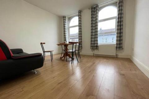 2 bedroom flat to rent, High Road, London, E15