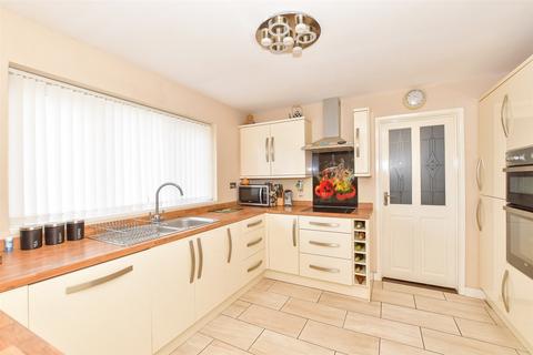 3 bedroom semi-detached house for sale, Cotswold Close, Havant, Hampshire