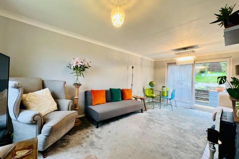 55 Chichester Road, Sandgate, Folkestone, CT20 3BW