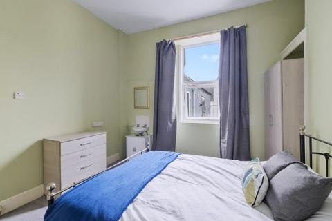 1 bedroom in a house share to rent, 29 Headland Park, Devon PL4