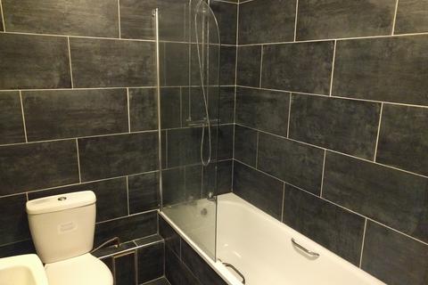 6 bedroom house to rent, Mansel Street, City Centre, Swansea