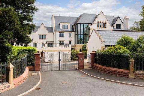 4 bedroom penthouse for sale, Penthouse Apartment on Brook Lane, Alderley Edge