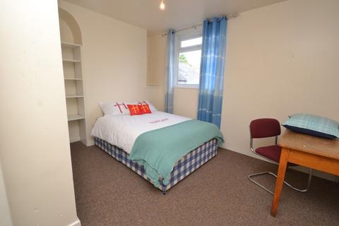 6 bedroom terraced house to rent, Derby Road, Nottingham NG7