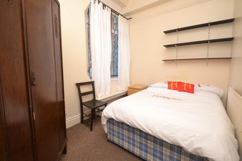 6 bedroom terraced house to rent, Derby Road, Nottingham NG7