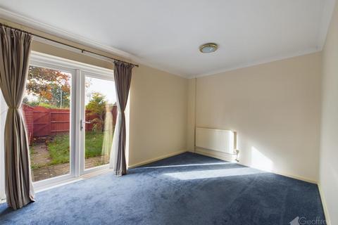 undefined, Kimbolton Crescent, Stevenage SG2