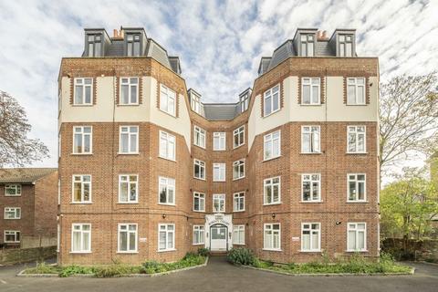 2 bedroom flat to rent, Kings Avenue, London SW4