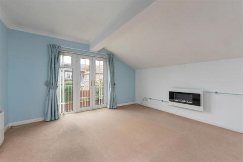 2 bedroom apartment for sale, Tankerton Road, Tankerton, Whitstable