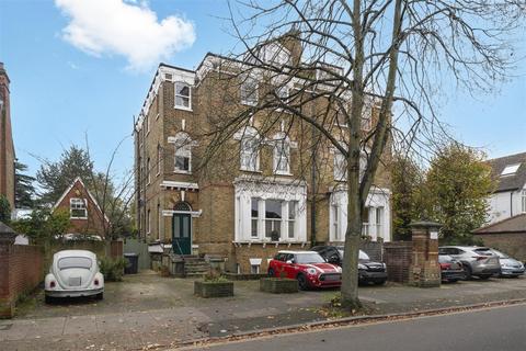 Studio for sale, 4 Waldegrave Park, Twickenham TW1