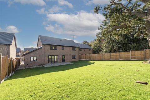 4 bedroom detached house for sale, High Street, Kimpton, Hitchin