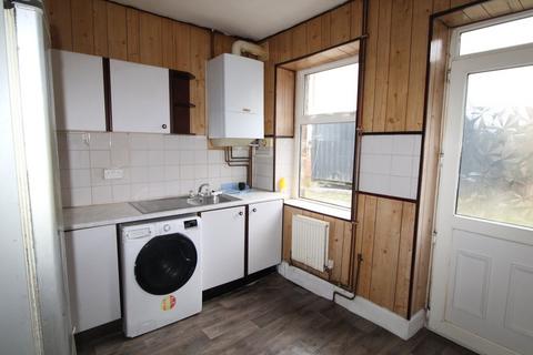 2 bedroom terraced house for sale, Catherine Street, Keighley, BD21