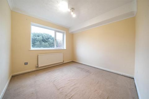 35 Crown Walk, Wembley, HA9 8HU