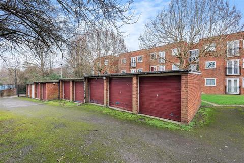 35 Crown Walk, Wembley, HA9 8HU