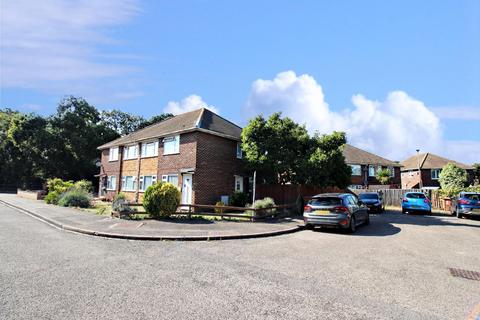 2 bedroom maisonette for sale, Walden Close, Belvedere