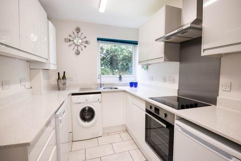 4 bedroom house to rent, Ulcombe Gardens, Canterbury, Kent