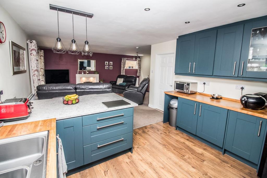 Kitchen 3